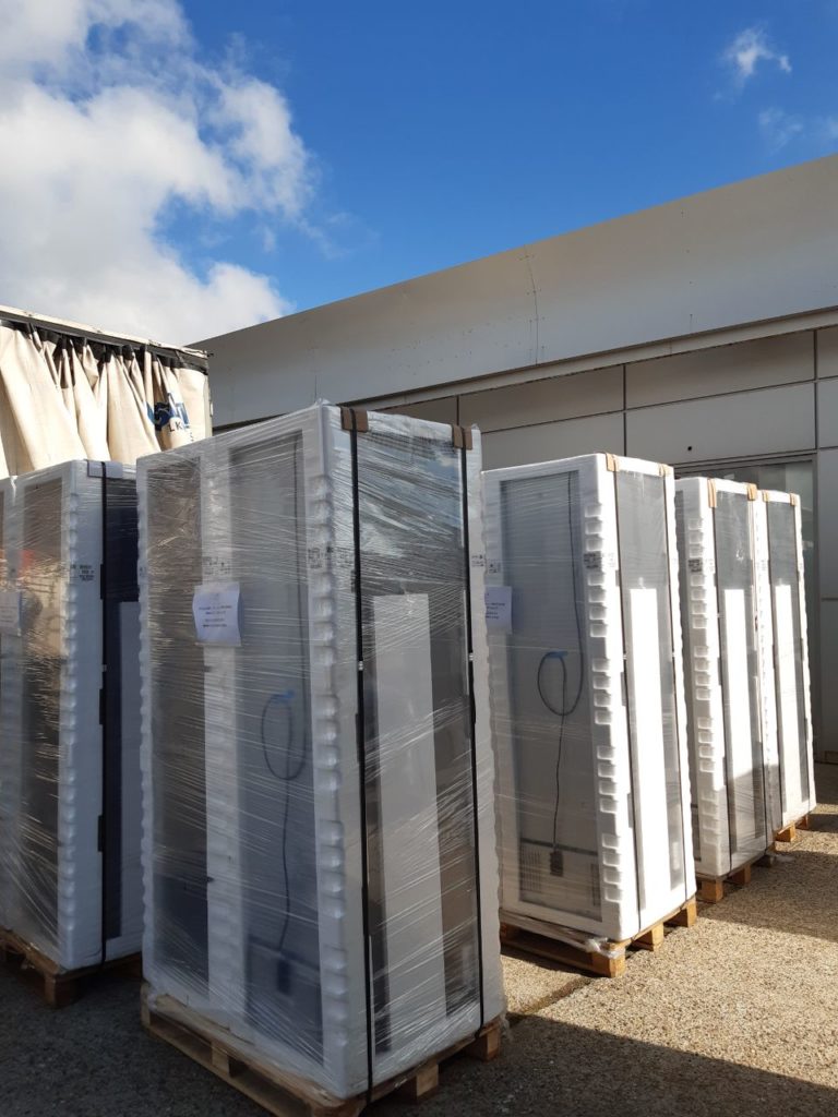 photo5969837261509997372