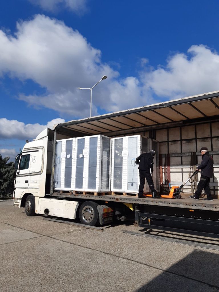 photo5969837261509997381