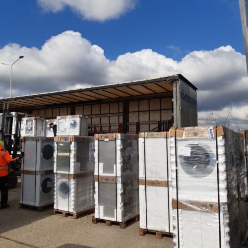 photo5969837261509997422